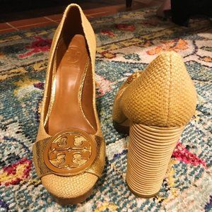 TORY BURCH gold heels
